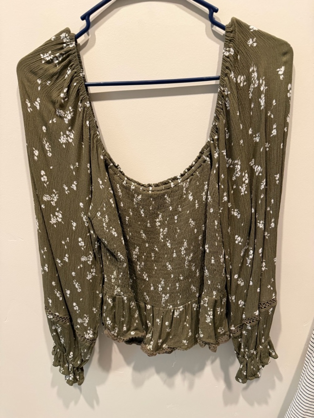Carly Jean Los Angeles Olive Floral Square-Neck Blouse